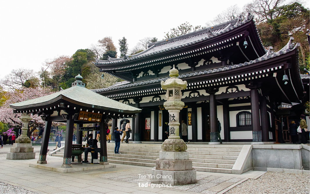 Hase Kannon where the biggest wooden statue in Japan can be found is also one of the city’s biggest tourist attractions