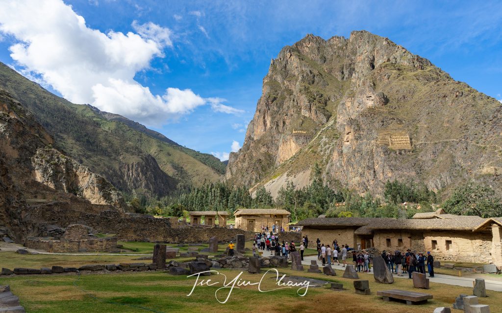 Ollantaytamboo looking across to Pinkuylluna mountain (right). If you look closer you will see the face of Wiracocha carved into the rocks. The Incas believed he was the creator of all. Next to it you can see the Pinkuylluna Incan storehouses, used to store agricultural crops to feed the town