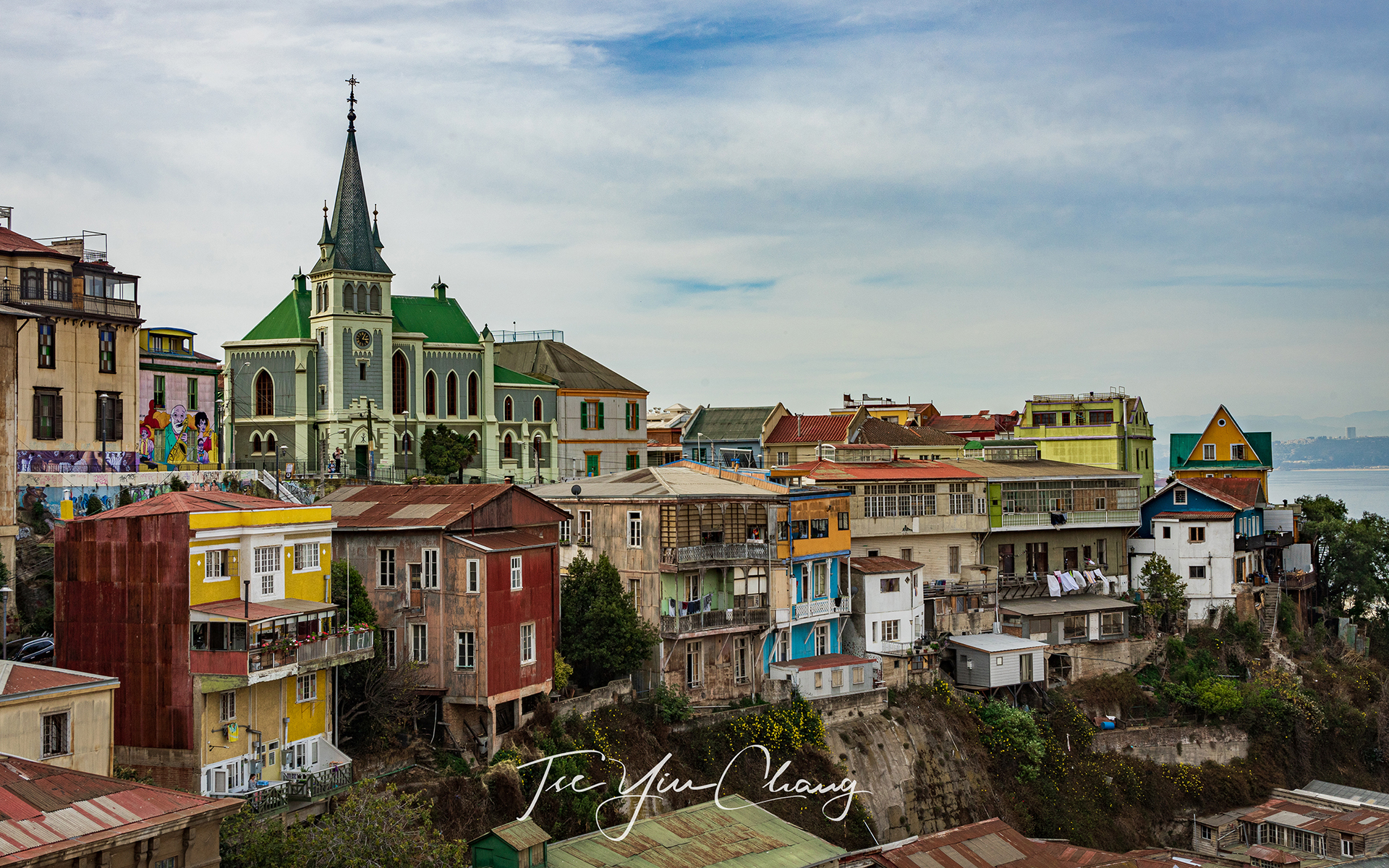 Described by Lonely Planet as “a wonderful mess”, Valparaiso is certainly one of Chile’s most unusual cities